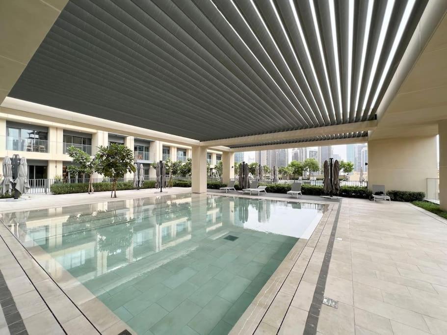 Lux - Super High Floor I 1 Min Mall *