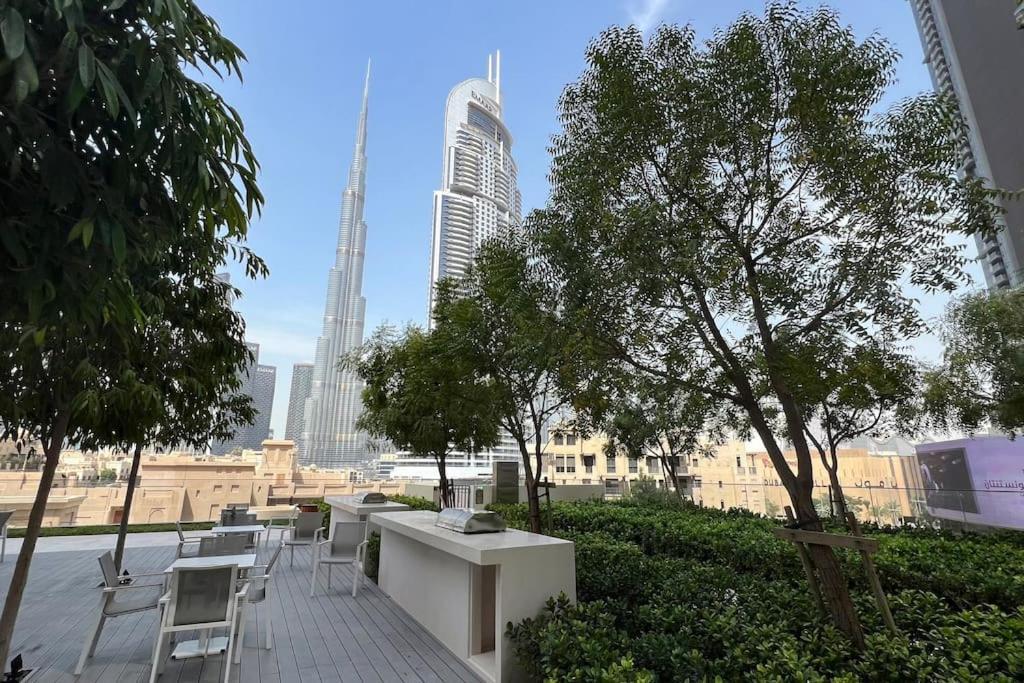 Lux - Super High Floor I 1 Min Mall Apartment