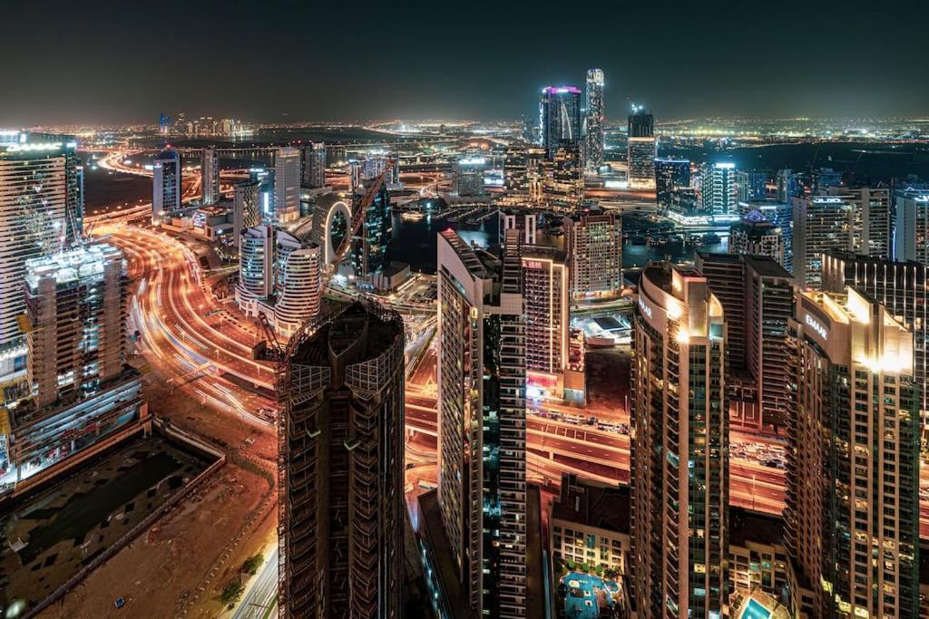 Lux - Super High Floor I 1 Min Mall Apartment *