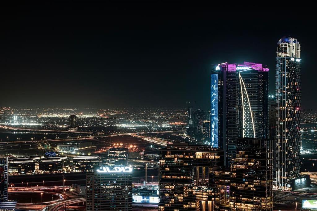 Lux - Super High Floor I 1 Min Mall Apartment *