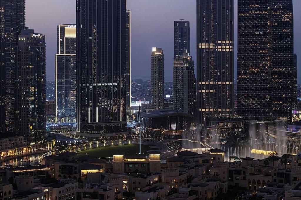 Lux - Super High Floor I 1 Min Mall * Dubai