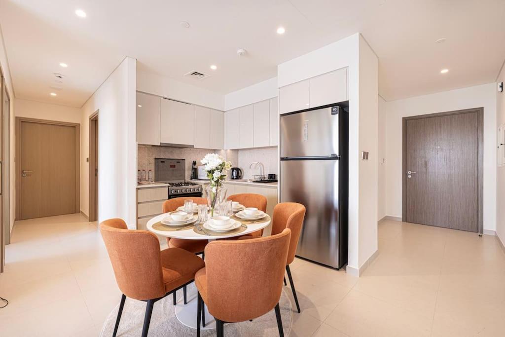 Lux - Super High Floor I 1 Min Mall Apartment Dubai