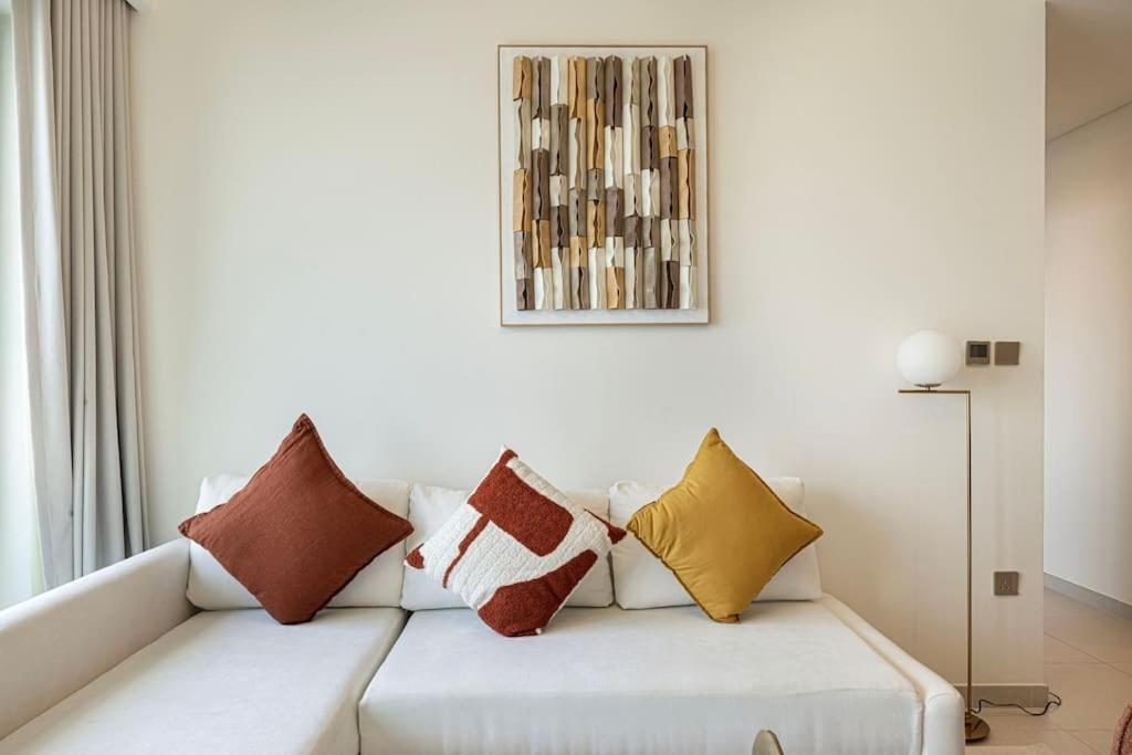 Lux - Super High Floor I 1 Min Mall Apartment *